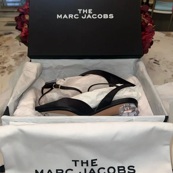 NIB MARC JACOBS Womens Black The Slingback Toe Sculpted Heel Leather Pumps 36 - Picture 5 of 12